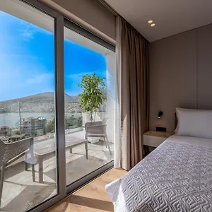Hotell Teuta, Sarandë